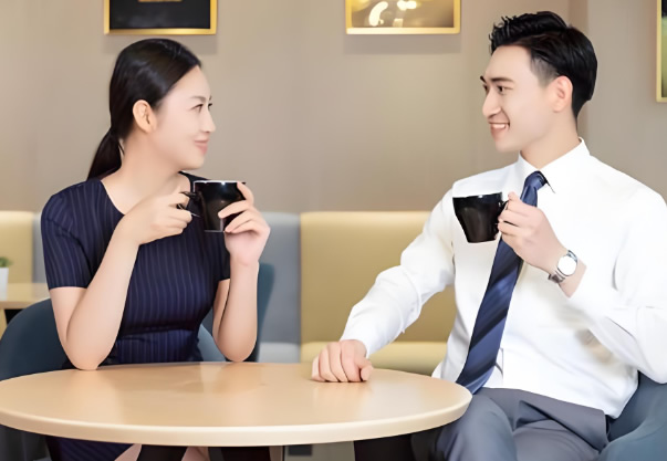 老公總和一個(gè)女同事聊天分享生活算不算出軌